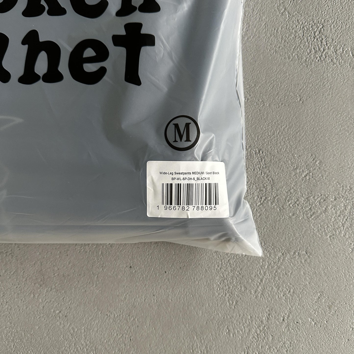 Broken Planet Beware  Soot Black set