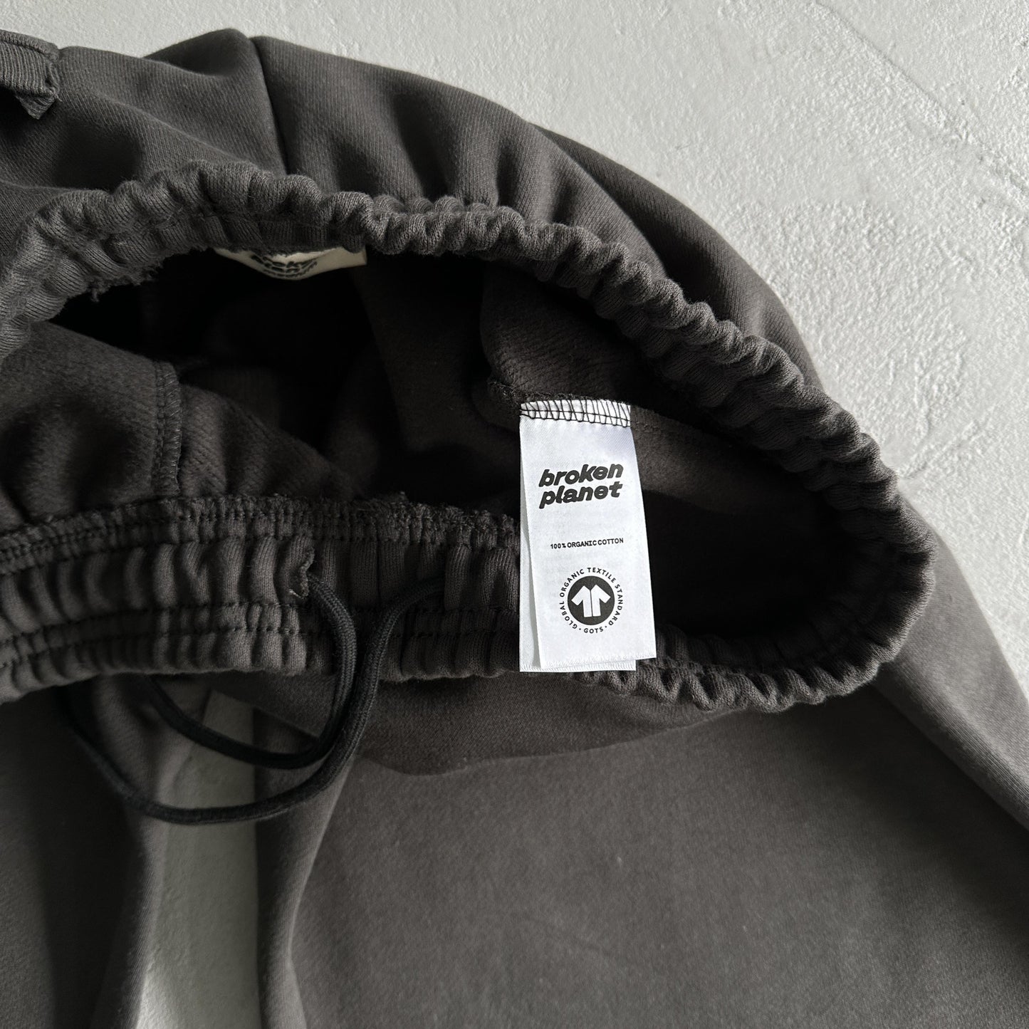 Broken Planet Beware  Soot Black set