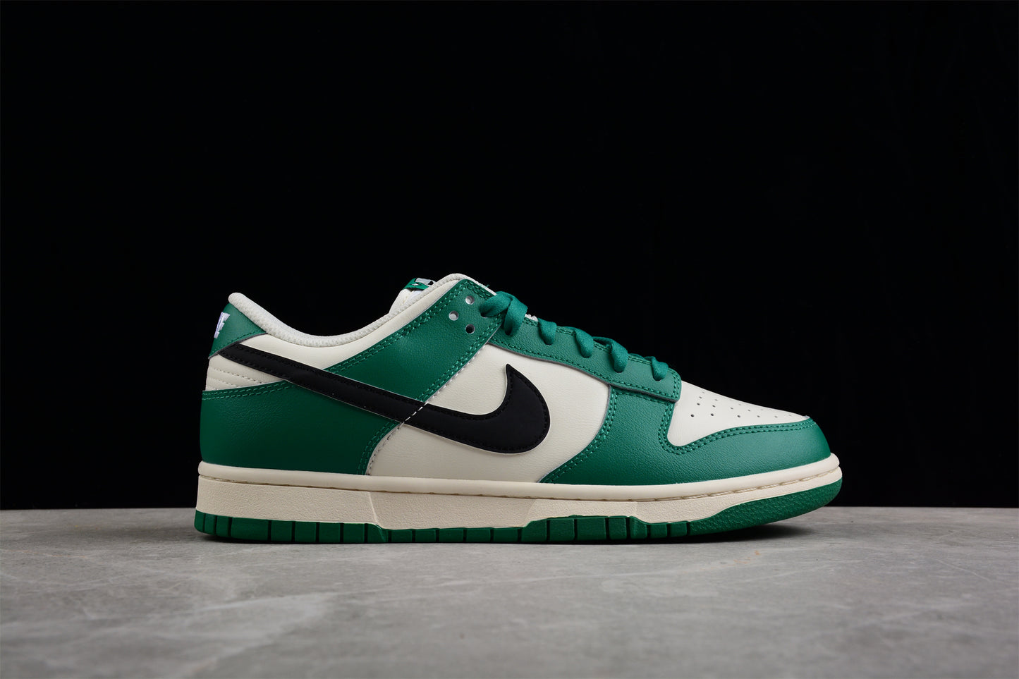 Nike Dunk Low SE Lottery Pack Malachite Green
