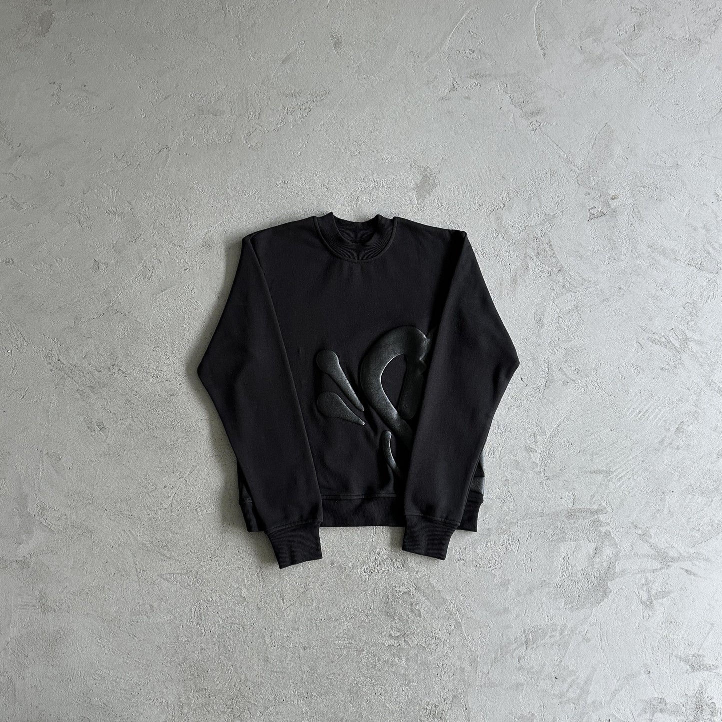 Synaworld Round Neck Suit Black