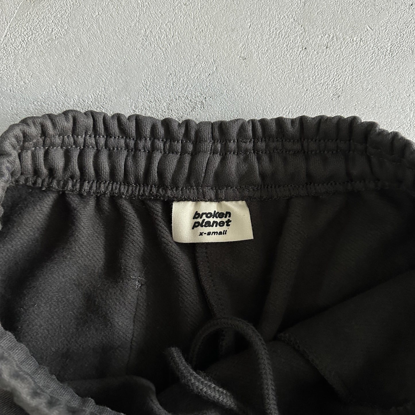 Broken Planet  SOOT BLACK Matching