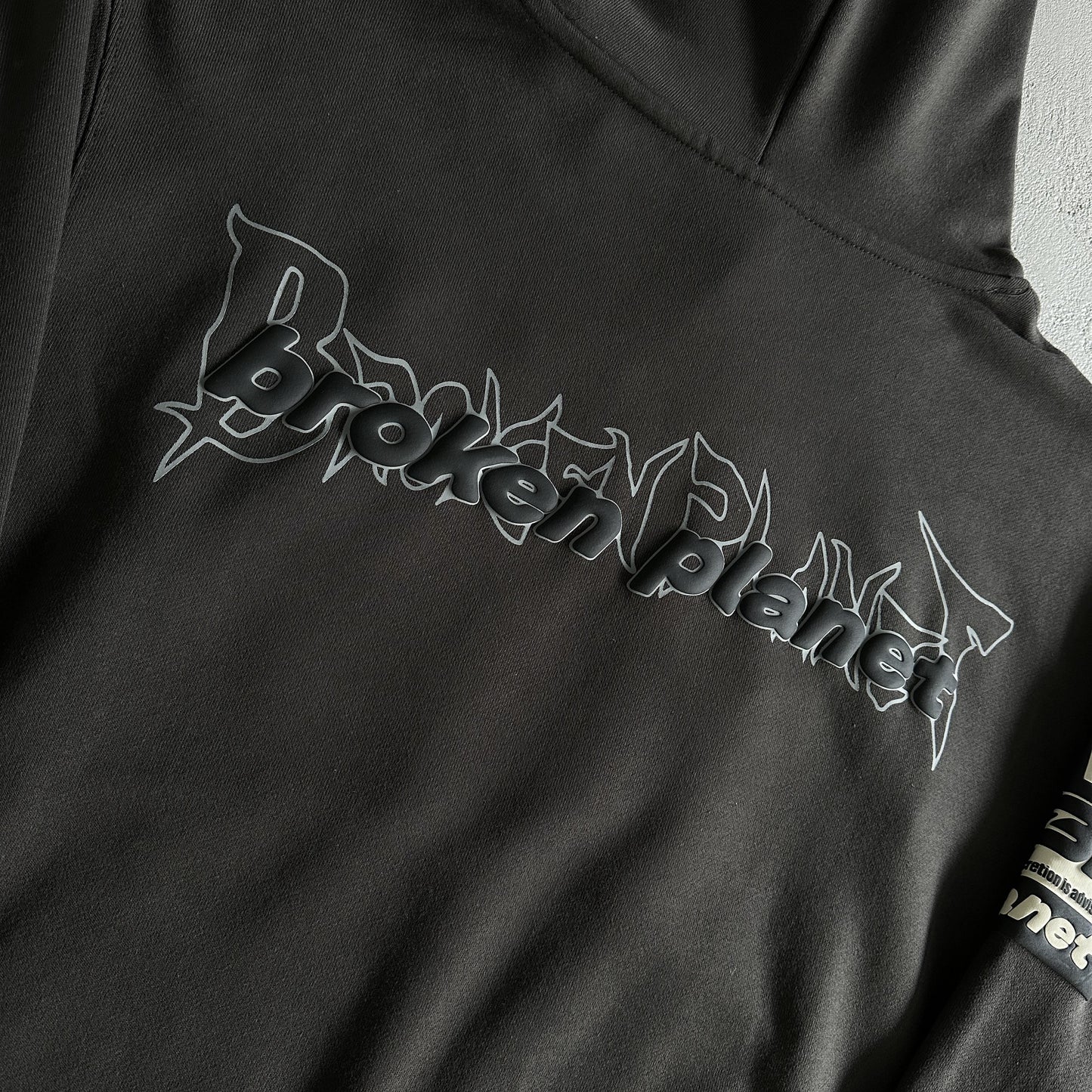 Broken Planet Beware  Soot Black set