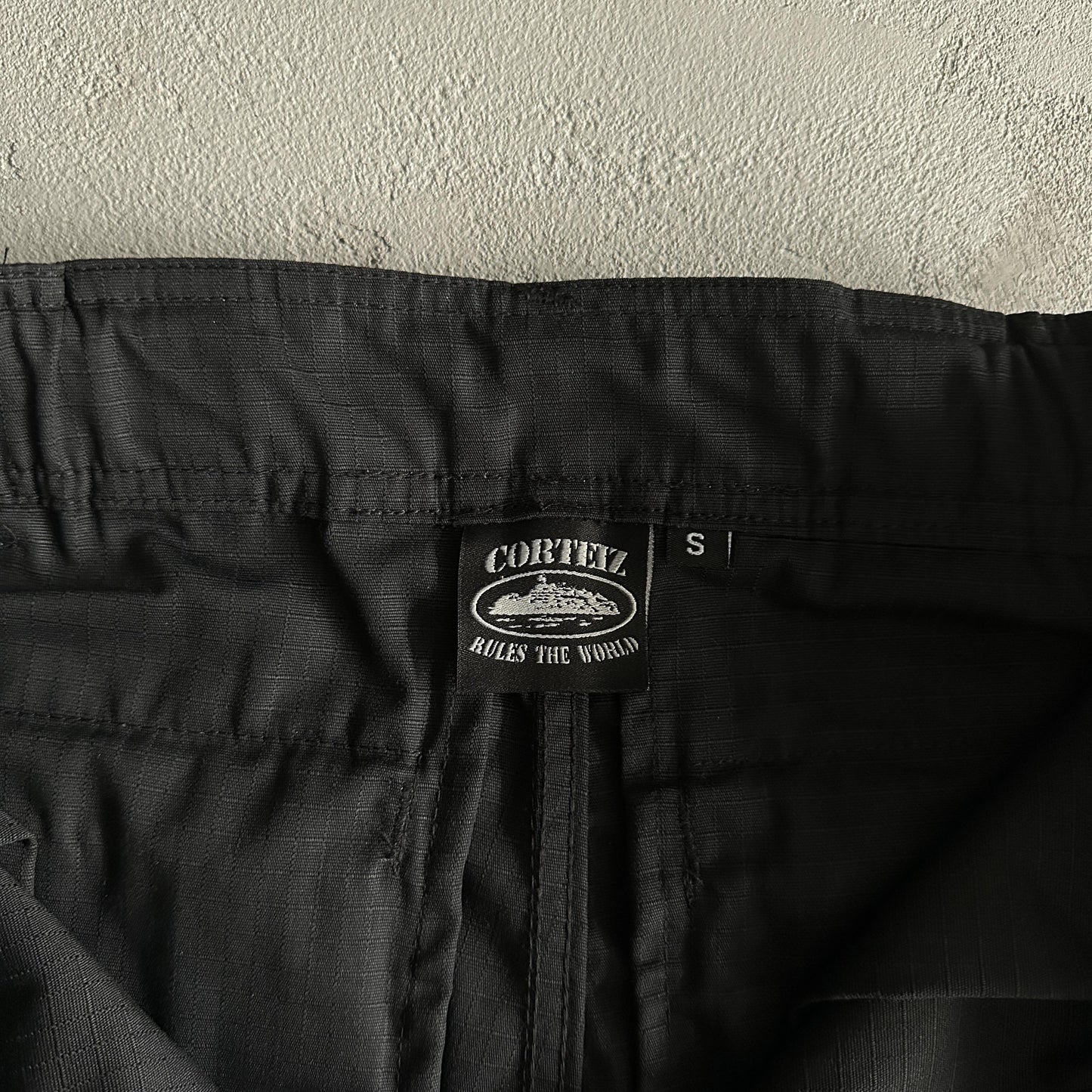 Corteiz Black Cargo Shorts