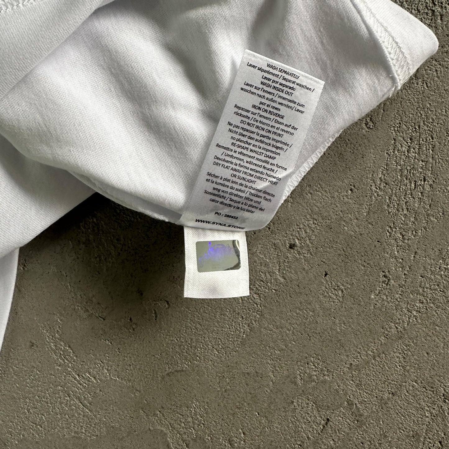 Synaworld Tshirt Balloon