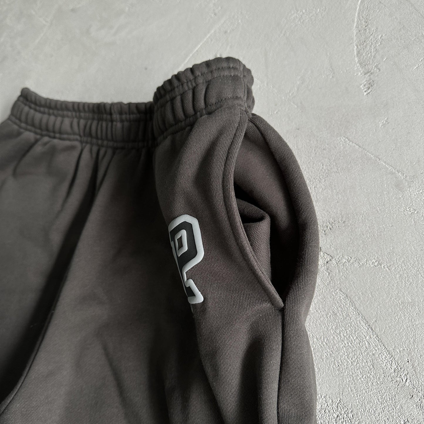 Broken Planet Beware  Soot Black set