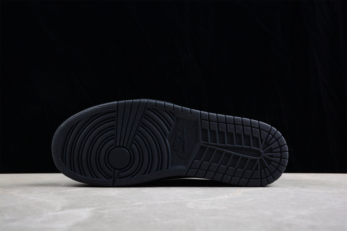 Jordan 1 Retro Low OG SP Travis Scott Black Phantom