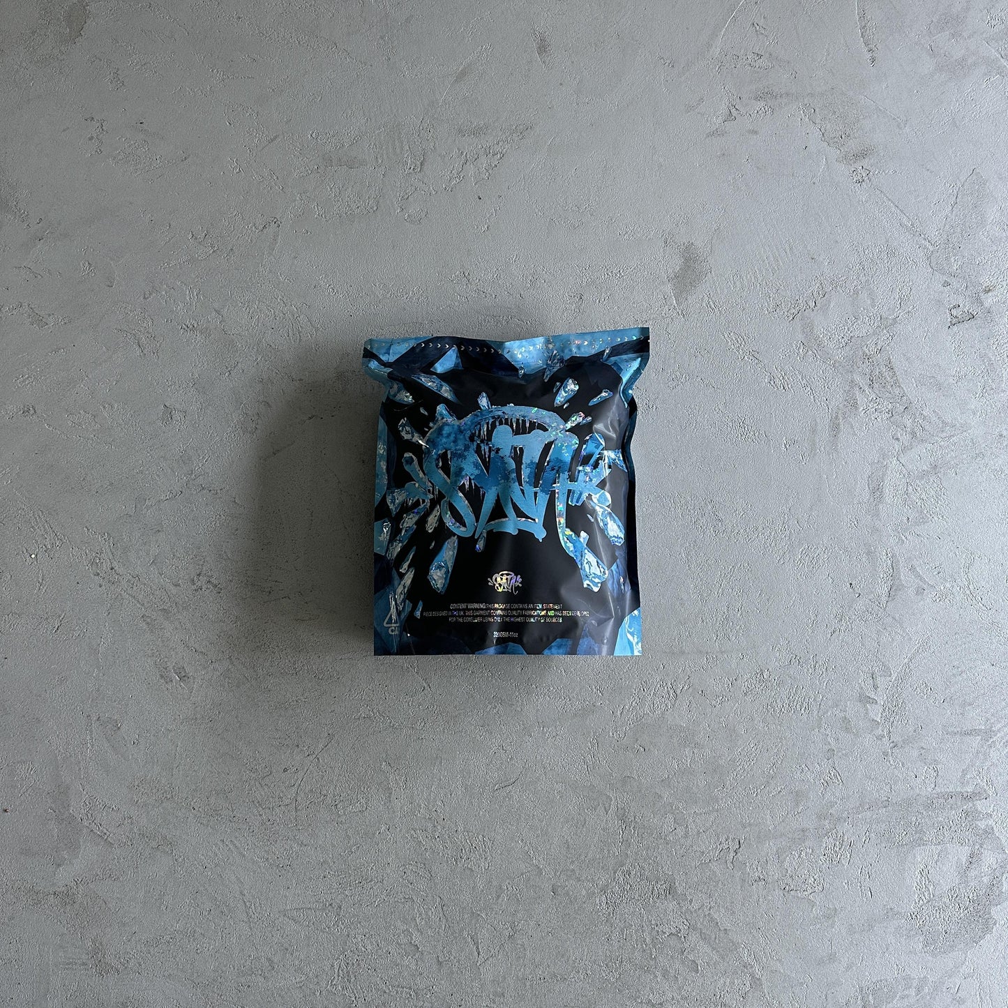 Synaworld Round Neck Suit Black