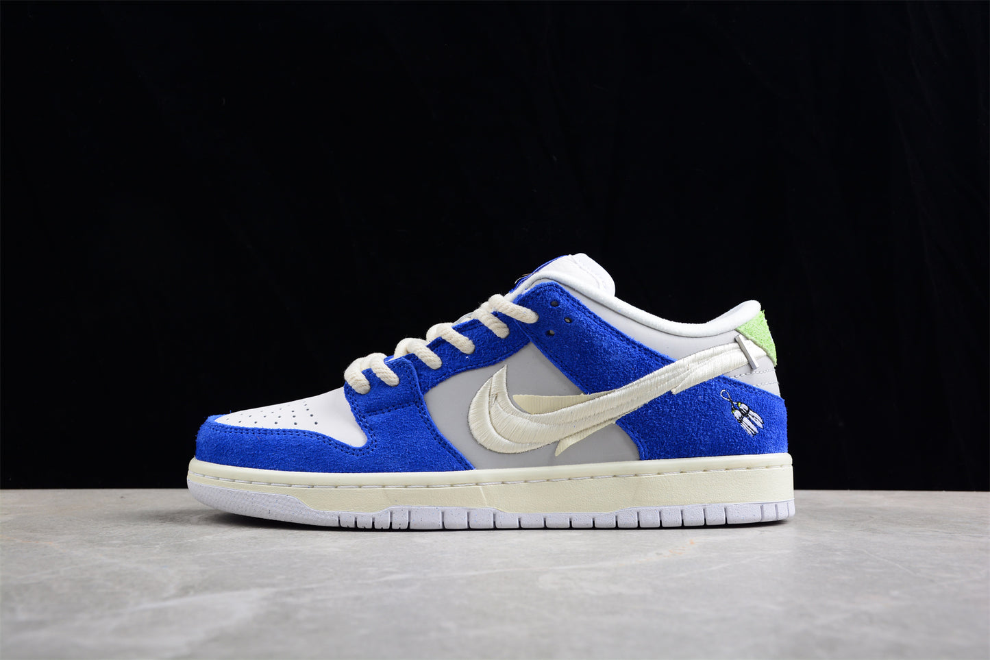 Fly Streetwear x Dunk Low Pro SB Gardenia