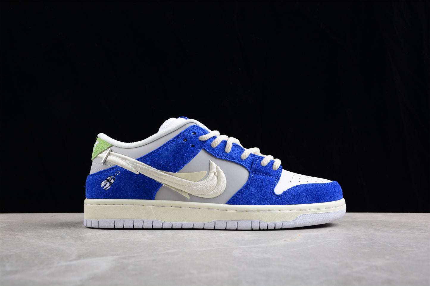 Fly Streetwear x Dunk Low Pro SB Gardenia